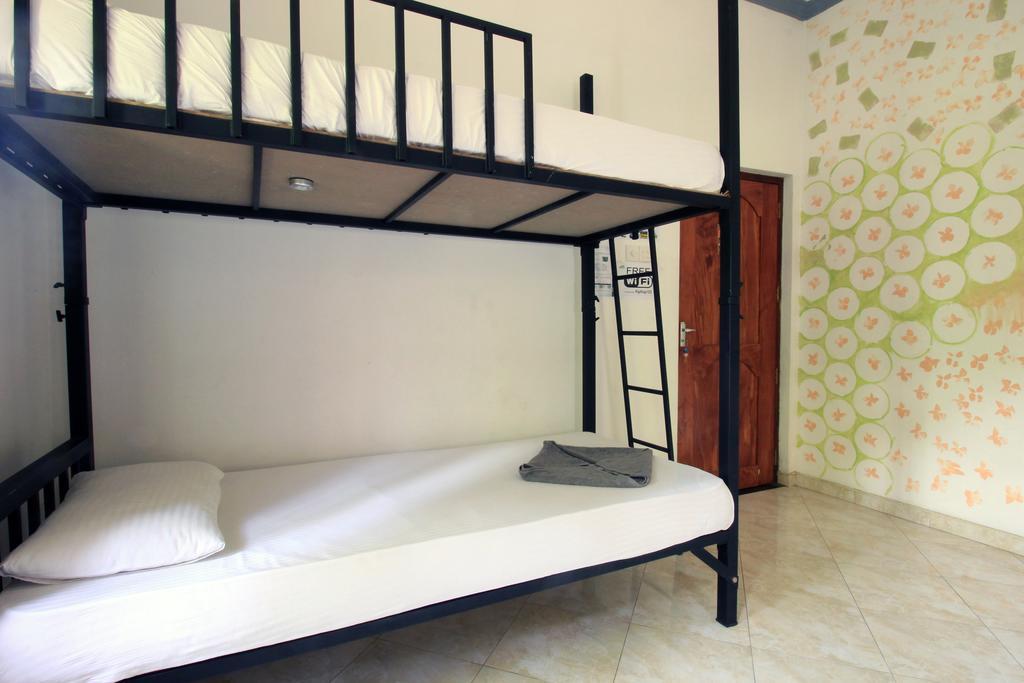 Flipflop Hostel Negombo Luaran gambar